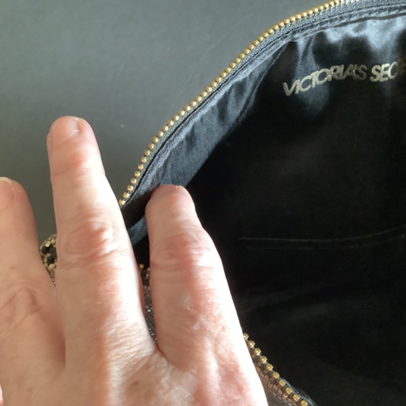 VICTORIA’S SECRET Glitter Gold clutch SPARKLING purse tote - Picture 4 of 5